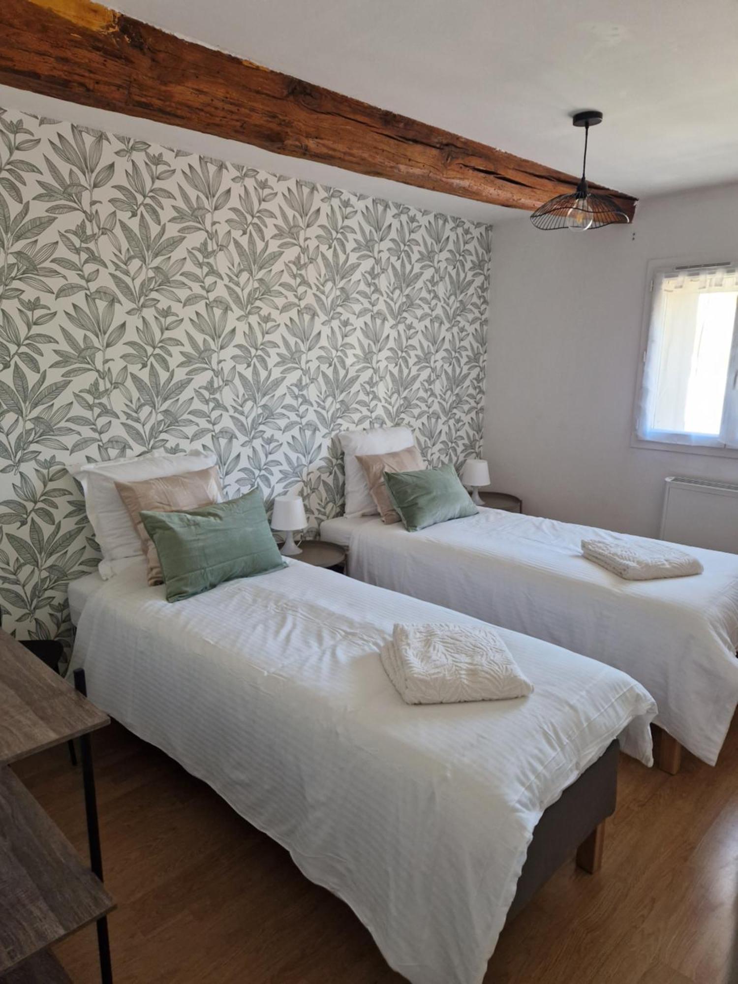 Maisons Cosy De Village Gurgy Екстериор снимка